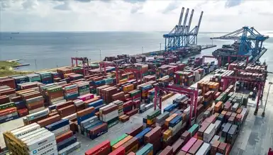 Dış Ticaret Açığı Ekim'de Azaldı
