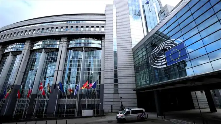 AB, ABD'nin Oto Tarifelerine Karşılık Verecek