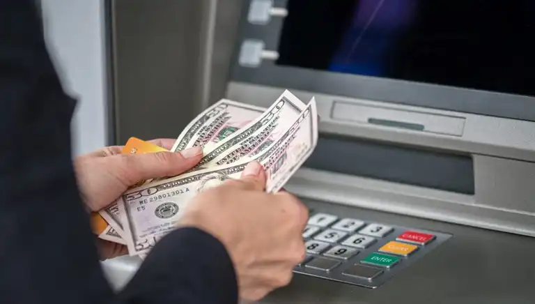 Sahte 50 Dolarlık Banknotlar Paniğe Yol Açtı!